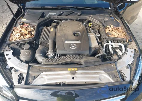 2015 Mercedes-Benz C 300 Sport из США, поврежденный, VIN 55SWF4JB4FU051302